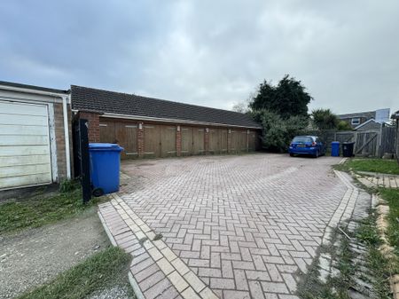 Boldre Close, Poole - Photo 5