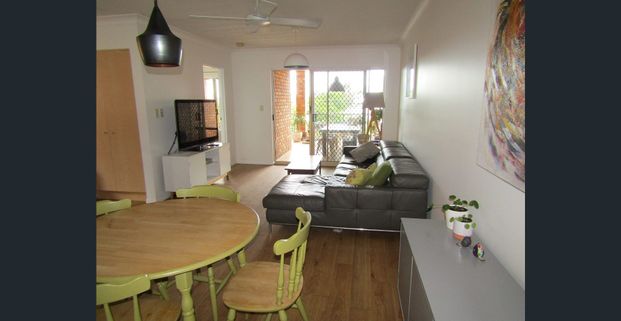 Pets Considered On Application In This Huge Tiled Balcony Apartment, With Leafy Suburban Views! - Photo 1