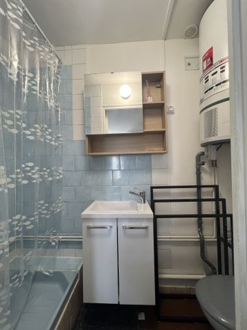 Appartement RUE COQUEBERT - Photo 4