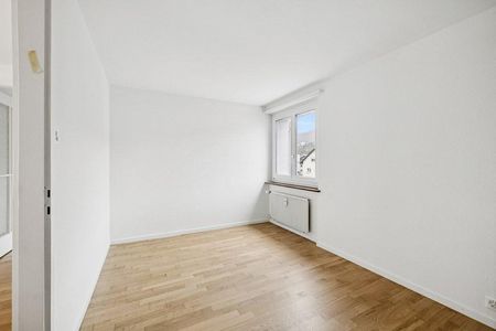 Schöne sanierte 4.5 Zimmerwohnung - Photo 3
