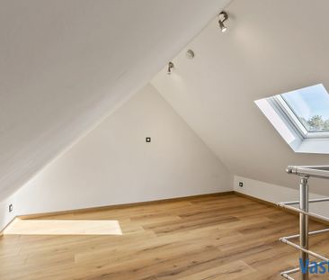 Gerenoveerde woning met 1 slaapkamer, 2 hobbyruimtes en ruim terras - Foto 4