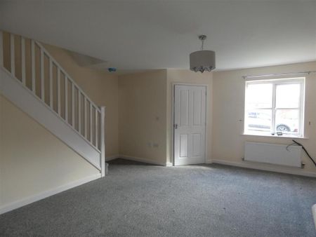 3 bedroom semi-detached house to rent - Photo 3
