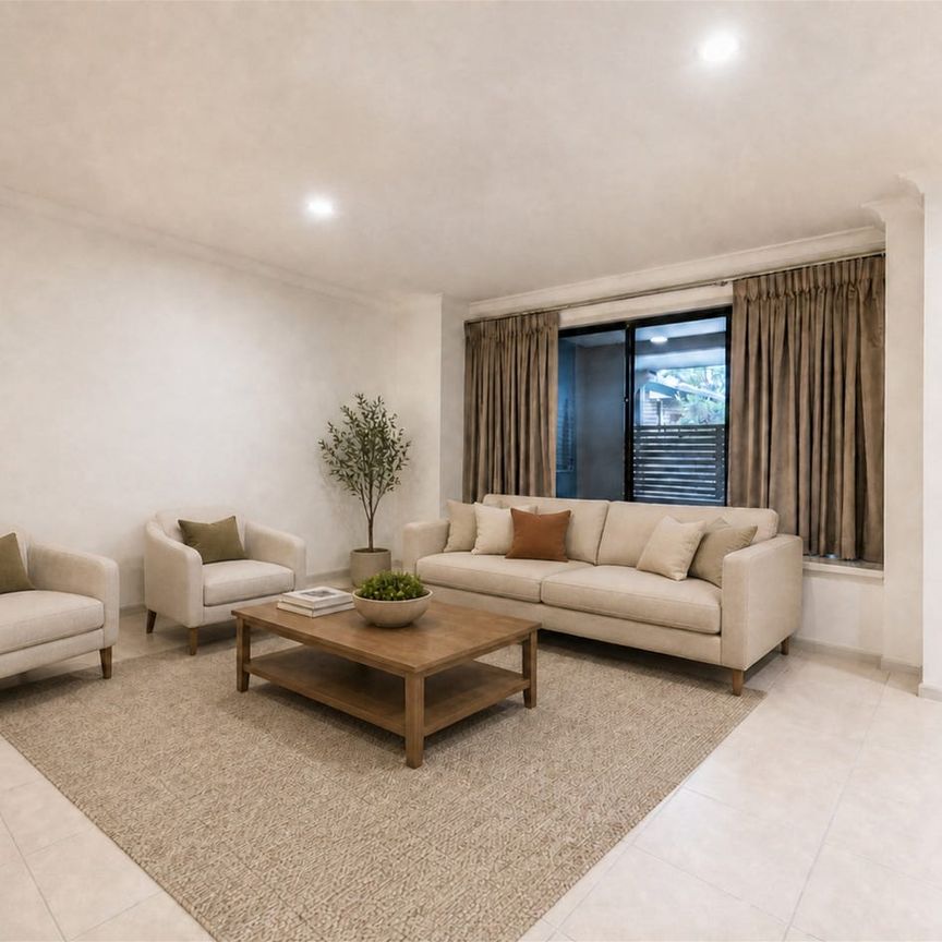 Great space, a handy location and a balcony worth enjoying. Make your move to Carina! - Photo 1