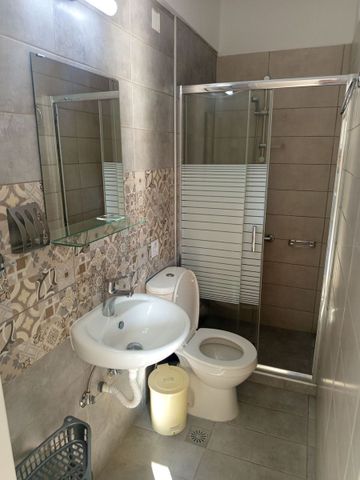 Studio/Γκαρσονιέρα για ενοικίαση Αγία Μαρίνα (Νέα Κυδωνία) - Photo 5