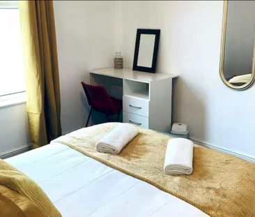 3 Bed Terraced House, Dorset Road, CV1 - Photo 6