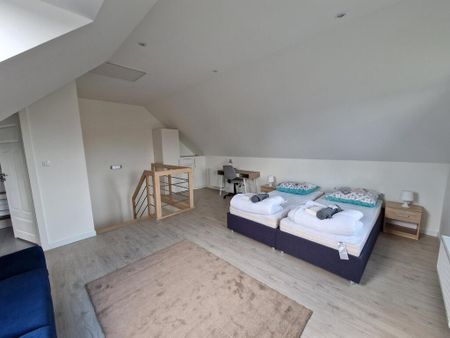 Dwupoziomowe 77 m² z miejscem parkingowym - Zdjęcie 5