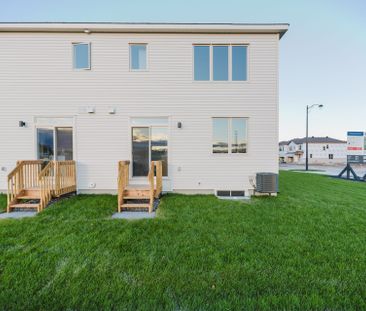 For Lease - 101 Tonic Crescent, Kanata, Ontario - Photo 2