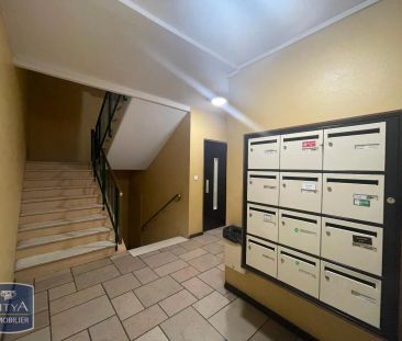 Appartement à louer 4 pièces 82.85m² - Photo 3