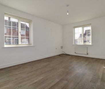 Cleave Close, Clacton-on-Sea CO16, Property for rent - Photo 1