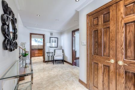 For Lease - 17 Ealing Drive, Toronto, Ontario - Photo 4