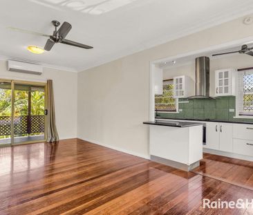 Spacious and Practical Home in East Lismore - Photo 2