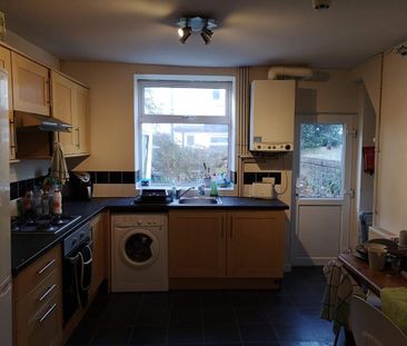 Room in a Shared House, St. Mary Magdalene Street, BN2 - Photo 4