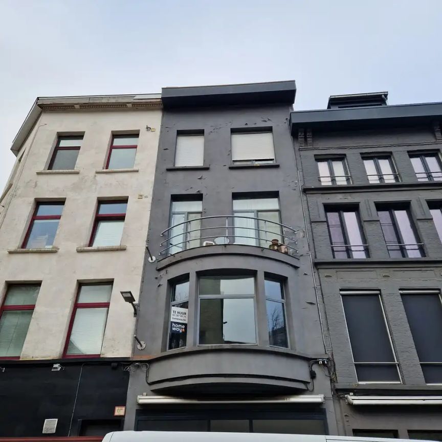 Studio met klein terras - Sint- Rochusstraat 3 - 36 m² - Photo 1