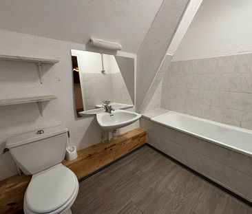 Location Appartement 3 pièces 57m² - Photo 2