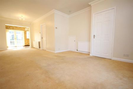 3 bedroom house to rent - Photo 2