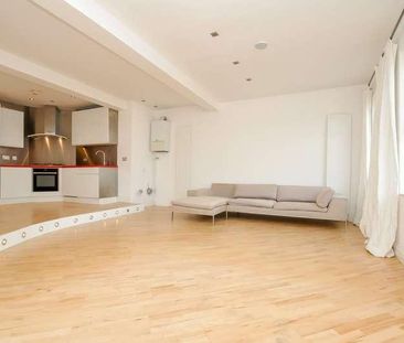 Stoke Newington High Street, Stoke Newington, N16 - Photo 3