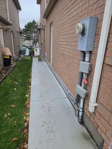 For Lease - 62 Davis Crescent Unit# 26, Halton Hills, Ontario - Photo 3