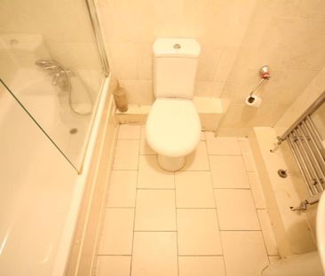 Hatton Road, Feltham - Photo 5