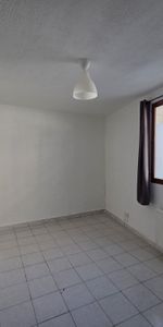 Location Appartement 1 pièce 25m² MARSEILLE 3ème - Photo 4