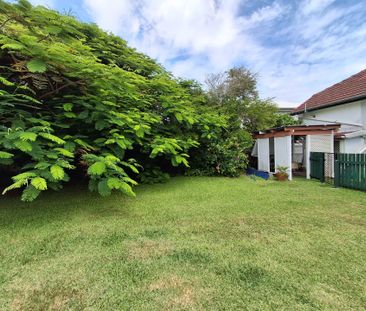Ground Floor Unit Close to Waterfronts - Photo 6