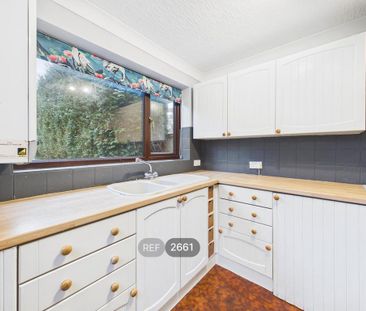 3 bedroom terraced house to rent - Photo 6