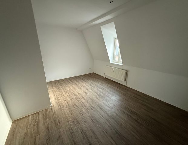 2-Raum-Wohnung in zentraler Lage zu vermieten - Photo 1