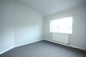 2 BEDROOM House - Semi-Detached - Photo 1