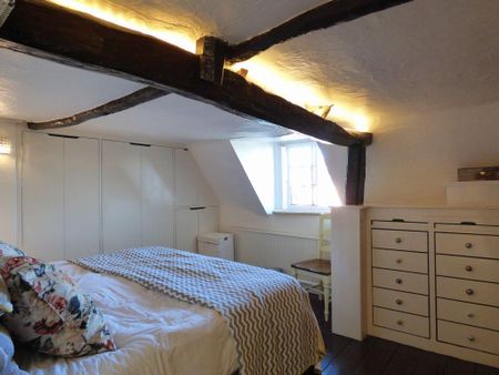 4 bedroom semi-detached house to rent - Photo 5