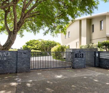 Stylish, Secure Living in the Heart of Buderim - Photo 5