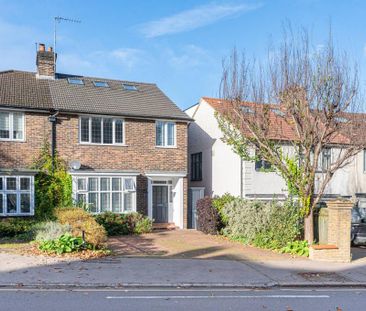 4 bedroom semi-detached house to rent - Photo 2