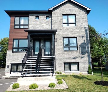 5 1/2, Ste-madeleine, bas de triple(style condo ), porte patio ,ter... - Photo 3