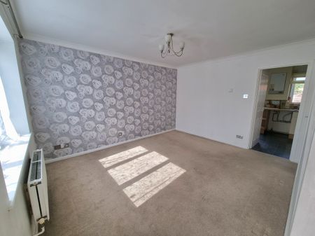 Fairlead Drive, Gosport - Photo 2