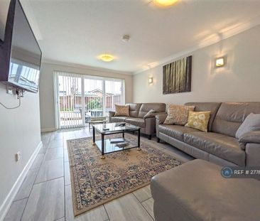 3 bedroom bungalow to rent - Photo 1