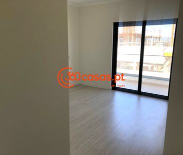 Vende-se Apartamento T3 Novo com garagem e arrecadação em Faro - Photo 5