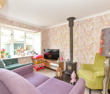 3 bedroom cottage to rent - Photo 2