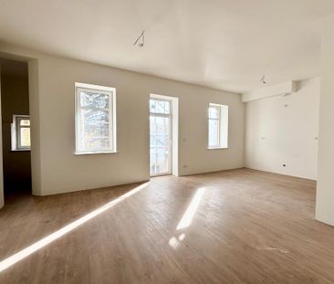 ERSTBEZUG * praktische 3 Zimmer * Sonnenbalkon * moderne Ausstattun... - Foto 1