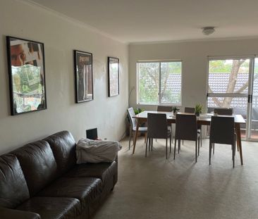 Kensington - Photo 3