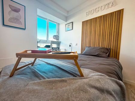 Calle de Valdecanillas, Madrid, Community of Madrid 28037 - Photo 2