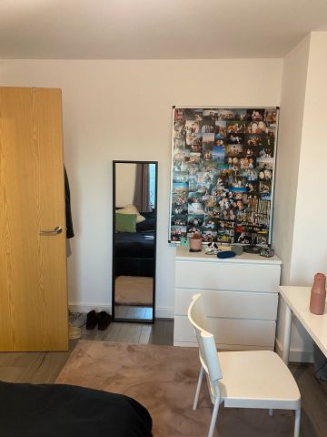 6 Bed Terraced House, Sorrel Place, BS34 - Photo 5