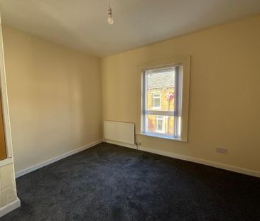 25 Acton Street, Belfast, BT13 3GU - Photo 3