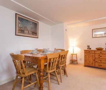 2 bedroom townhouse to rent - Photo 4