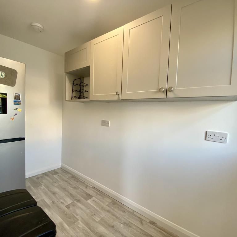 3 bedroom detached bungalow to rent - Photo 1