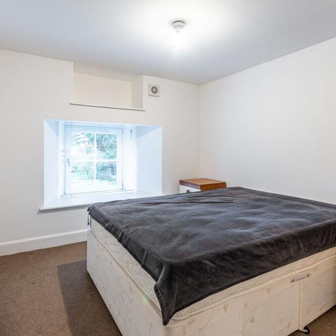 5 bedroom duplex to rent - Photo 1