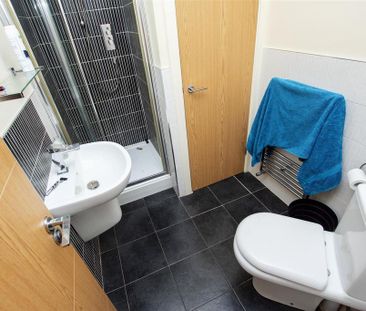 6 bedroom house to rent - Photo 5