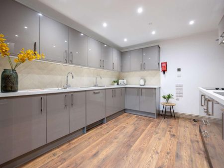 7 bedroom property to rent - Photo 4