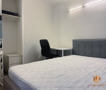 Melbourne CBD - Photo 2