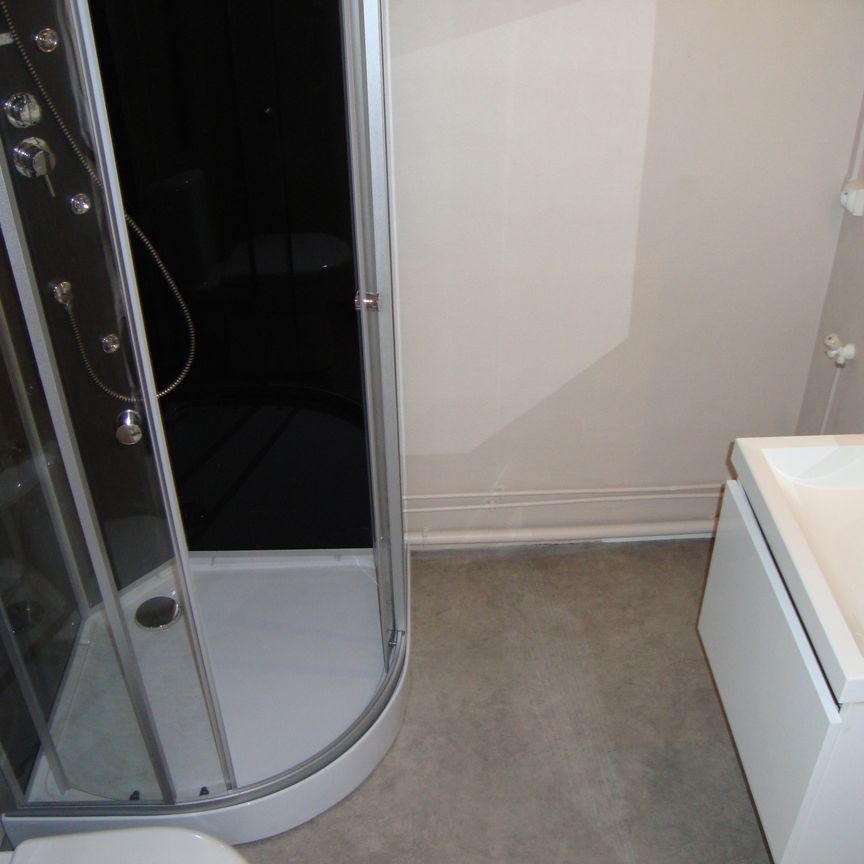 Location Appartement 1 pièce 24m² BOURGES 18000 - Photo 1