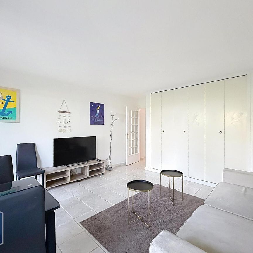 Location Appartement 1 pièce 27m² TROUVILLE SUR MER 14360 - Photo 1