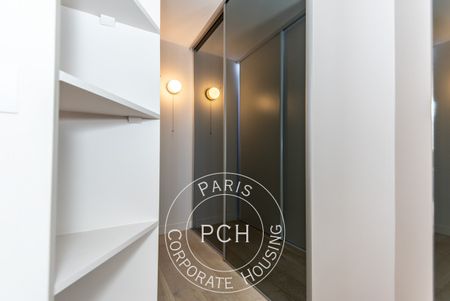 Boulevard Saint Denis, - Photo 2