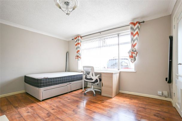 Rodney Crescent, - Photo 1